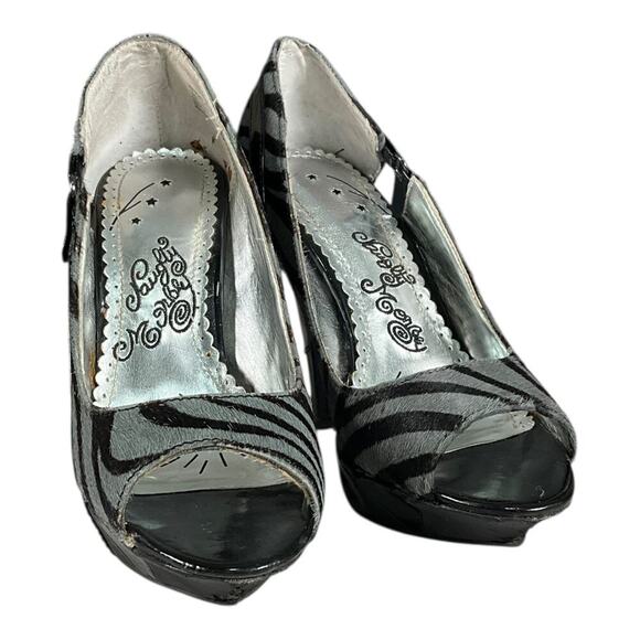 Y2K Naughty Monkey Portia Grey Black Size 7.5 Vintage Zebra Print Stiletto Used - Picture 6 of 15